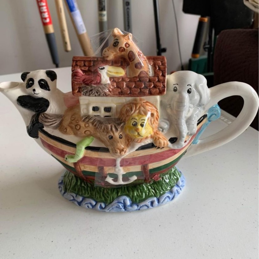Noah’s Ark Teapot